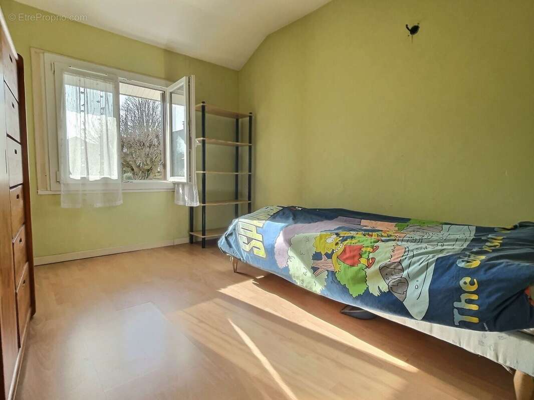 Maison à CORBEIL-ESSONNES