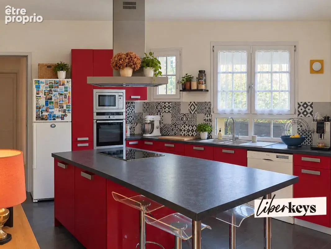 Volumes généreux et jardin paysagé de 1 000 m² – Saint-Germain-lès-Arpajon - photo 2
