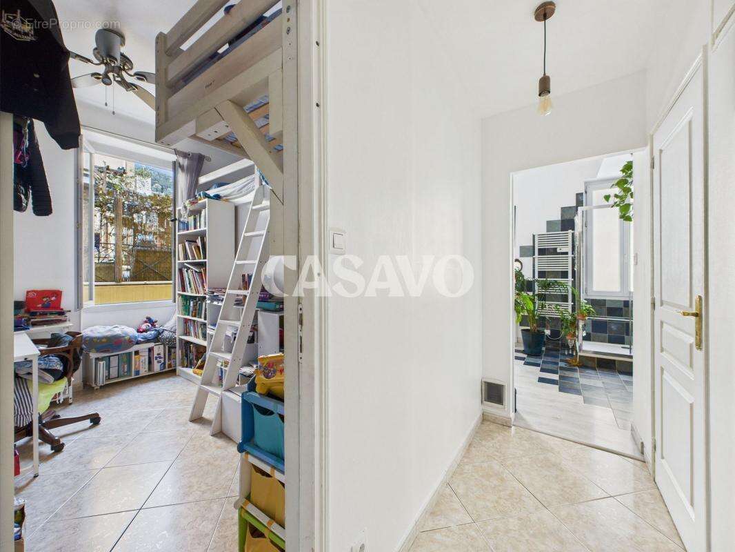 Appartement à BEAUSOLEIL