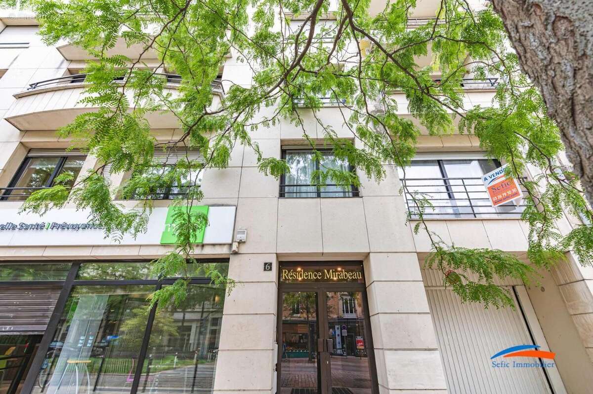   - Appartement à REIMS