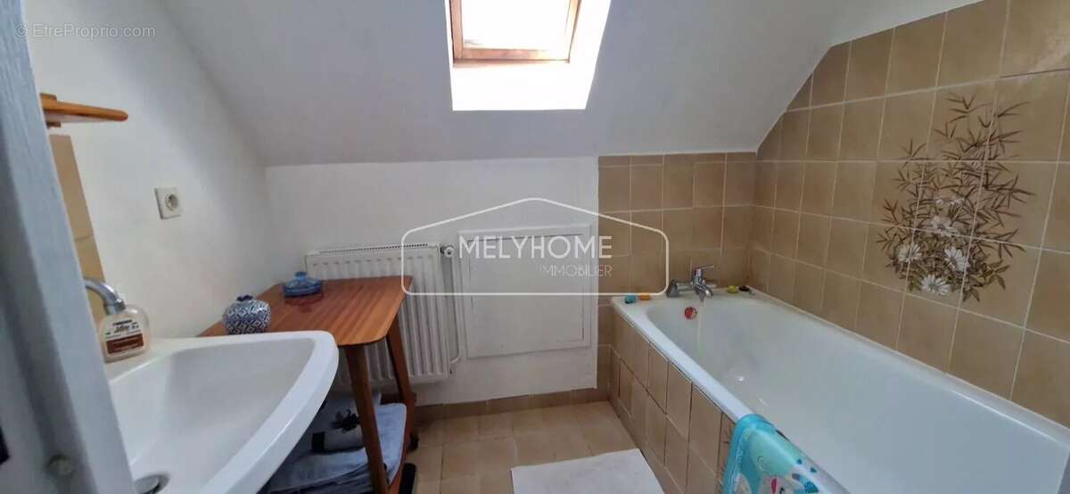 Maison à SAINT-ARNOULT-EN-YVELINES