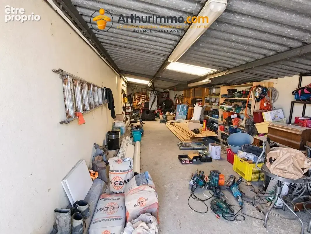 Maison plain-pied 143m² - 4 chambres - piscine - double garages - photo 11