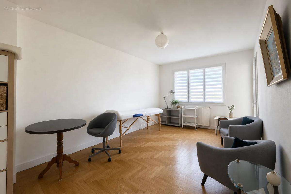 Appartement T3 - 64 m2 - Lyon - proche de la Gare de Vaise - photo 6