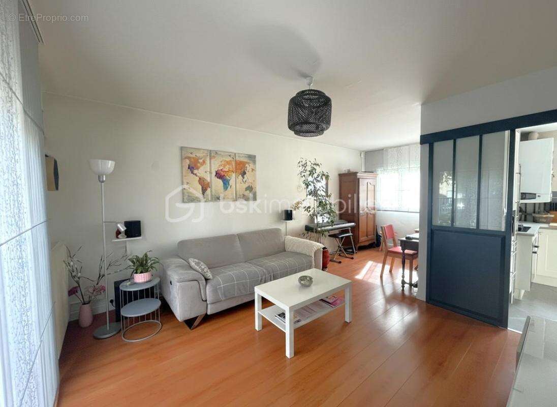 Maison à VILLEPREUX