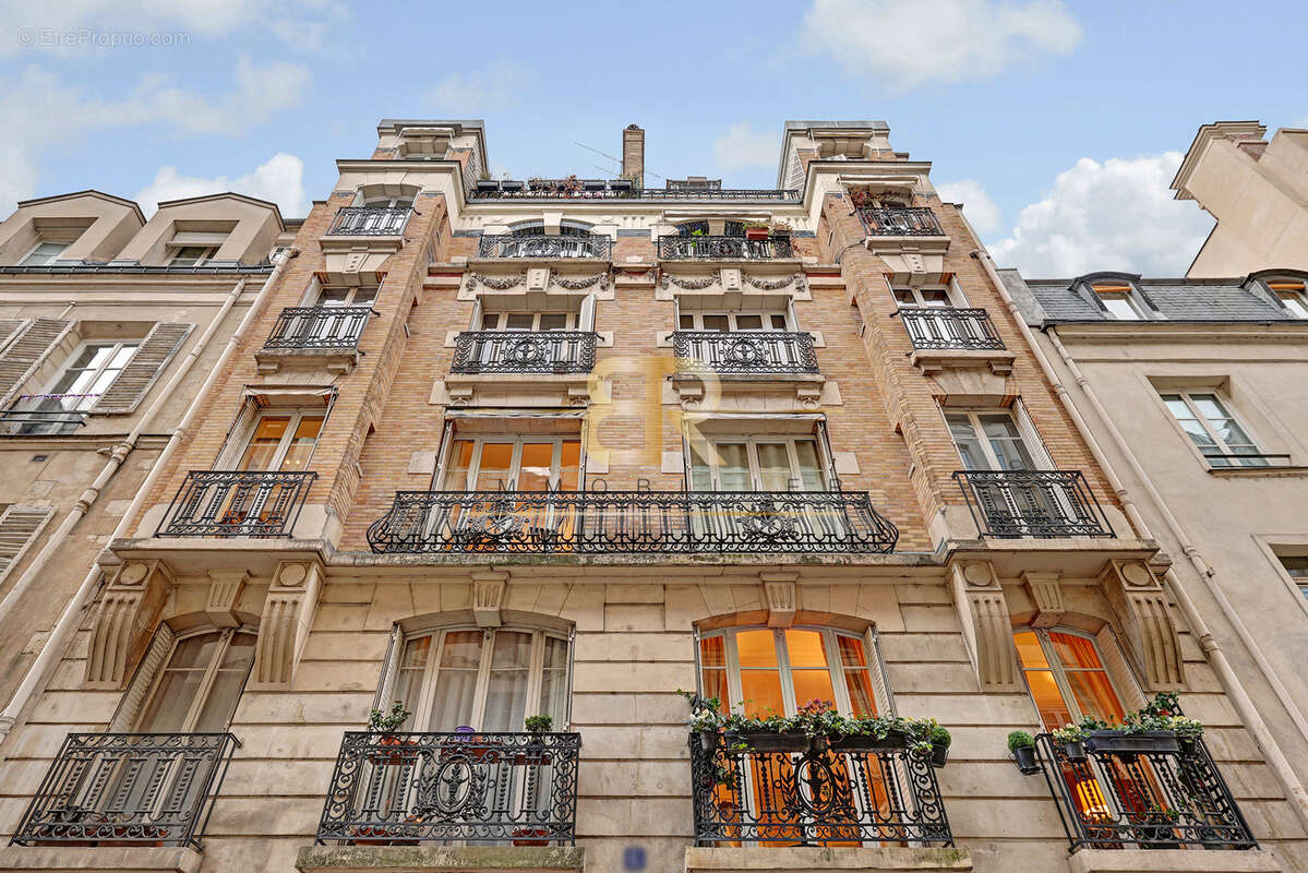 Appartement à PARIS-4E