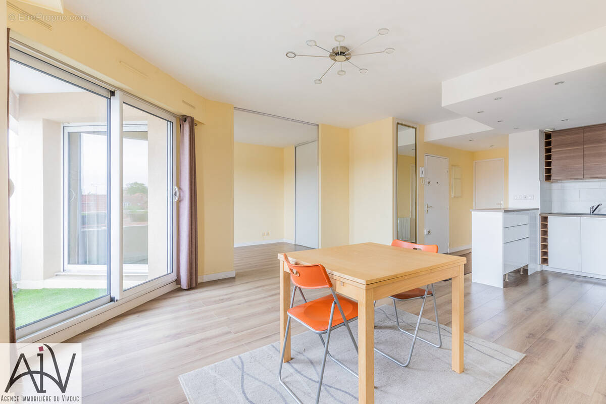 Appartement à SAVIGNY-SUR-ORGE