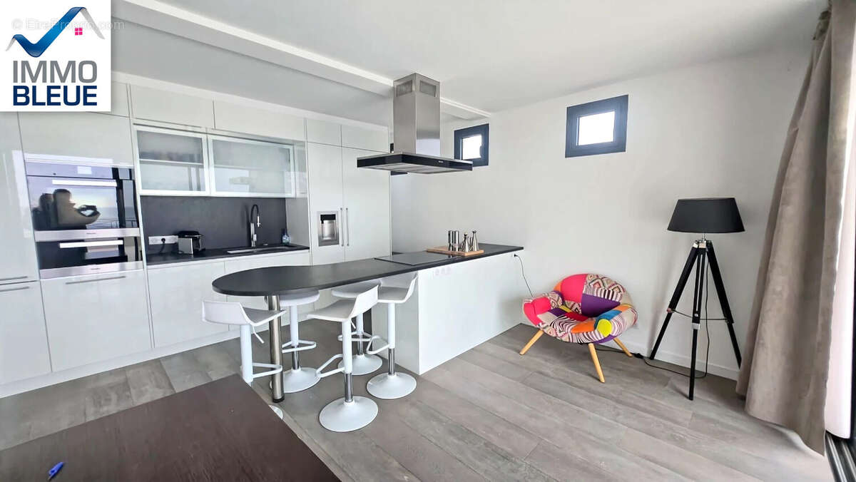 Appartement à CARRY-LE-ROUET