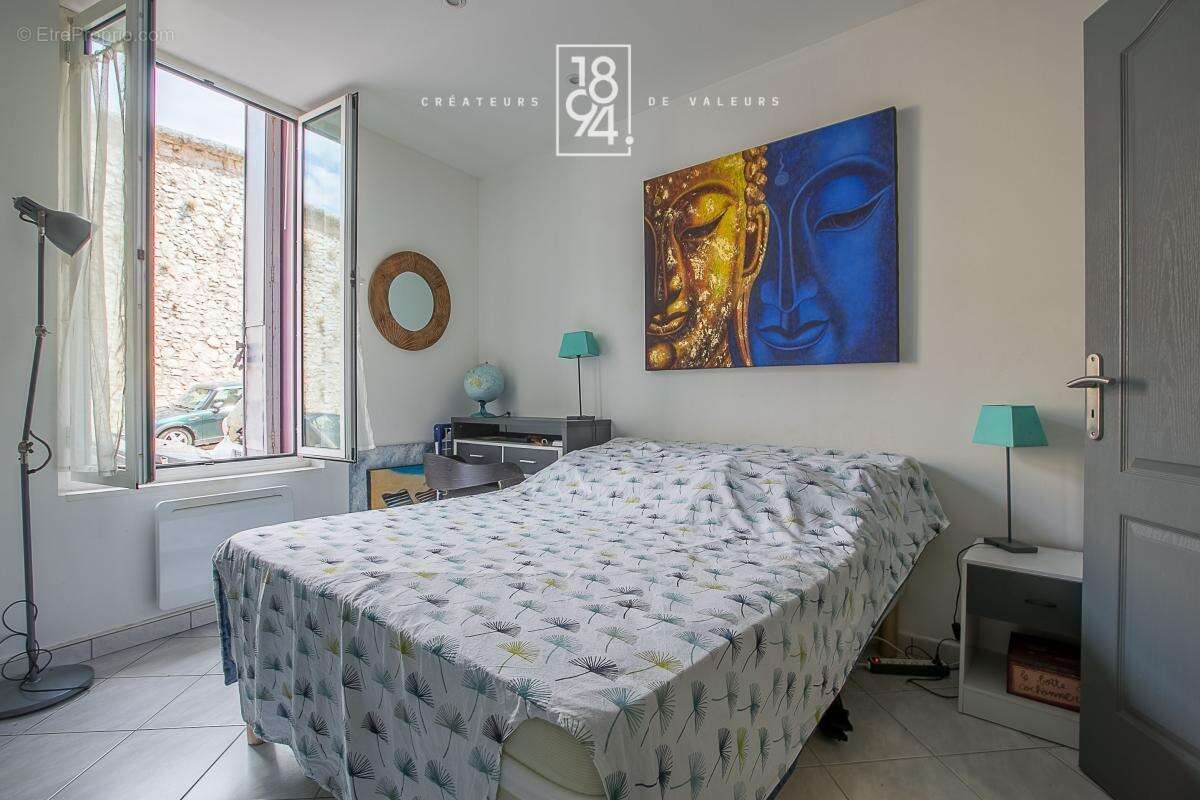 Appartement à MARSEILLE-7E