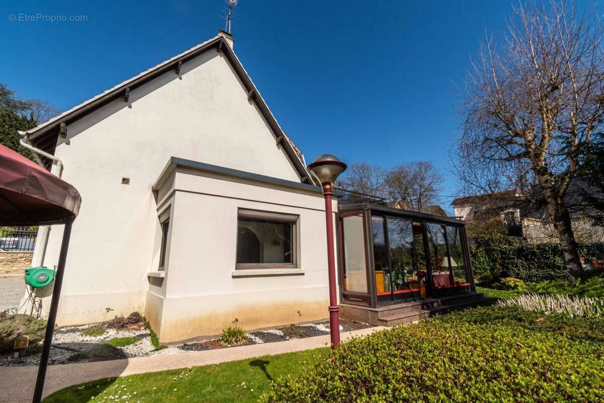 Maison à MONTMORENCY