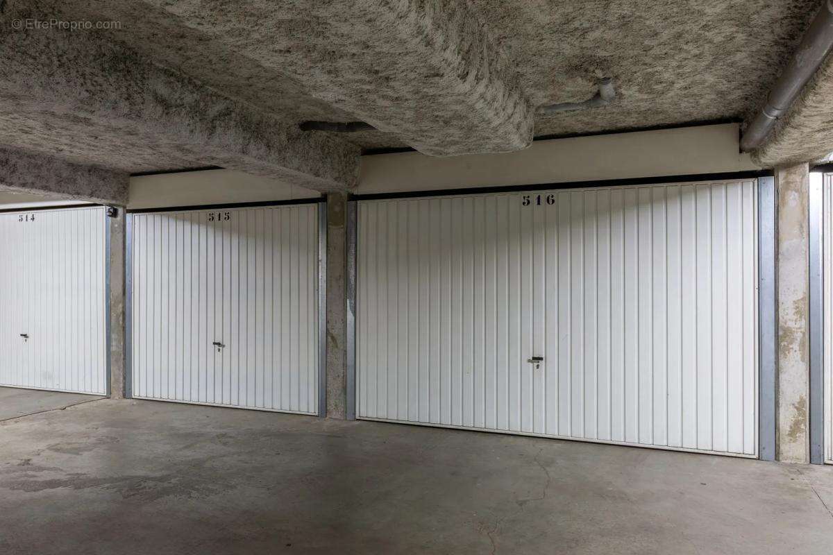 Appartement à MEYZIEU
