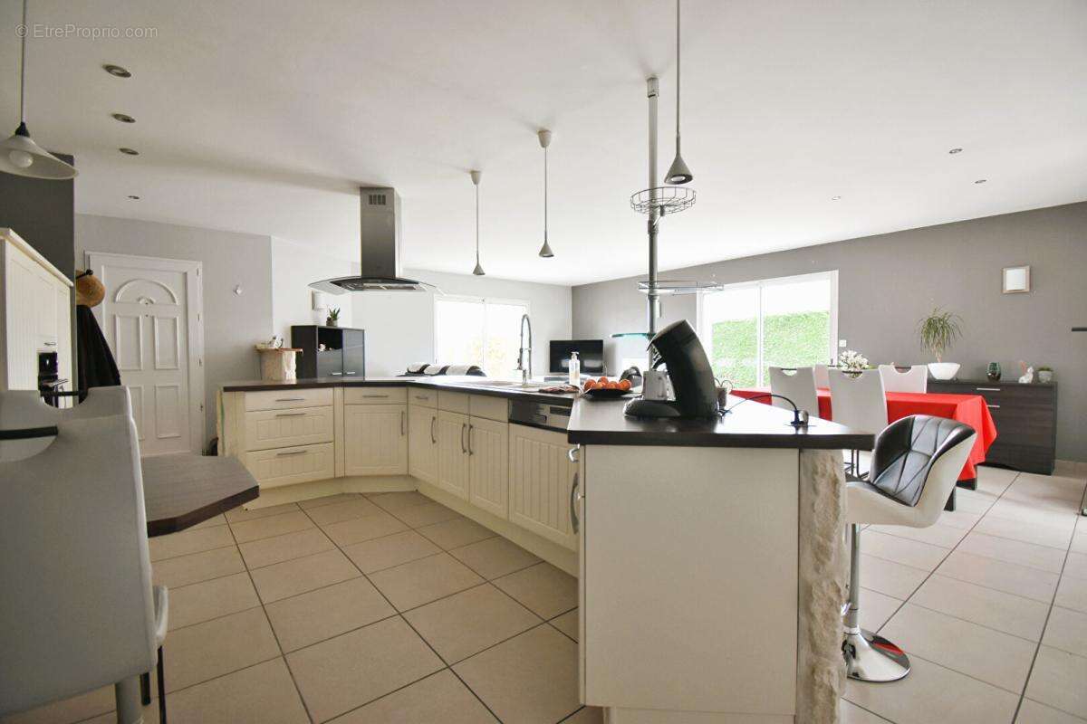 Maison à CERSAY