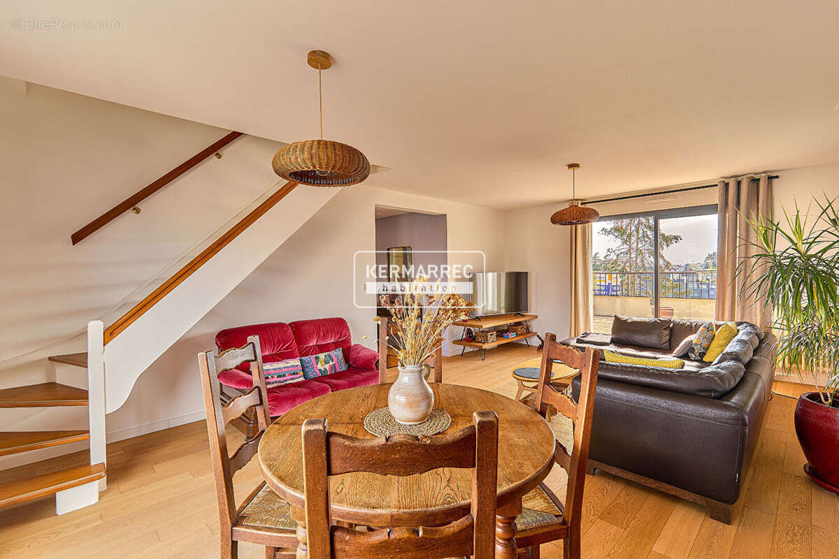 A vendre appartement t5 duplex 130 m² au sol  dernier étage  avec ascenseur residence cesson parc place sevigne - photo 7