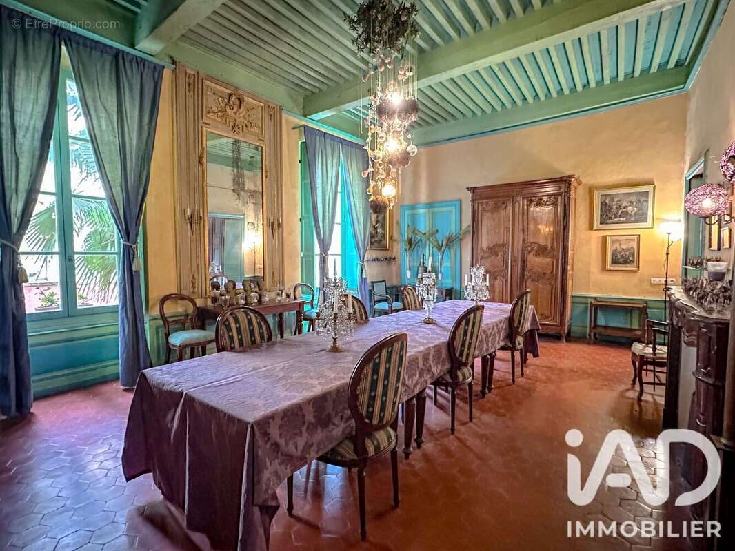 Commerce 778 m² à Bourg-Saint-Andeol  - photo 7