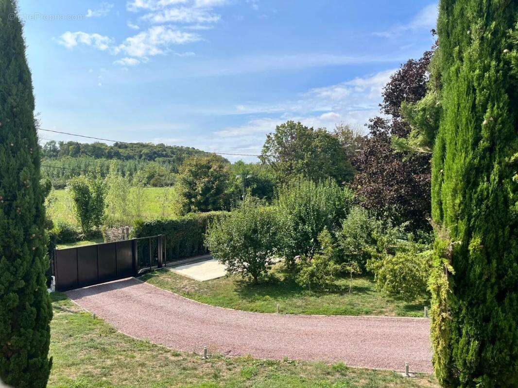 Maison de 7 pièces de 150 m² à Saint-Brice - photo 20
