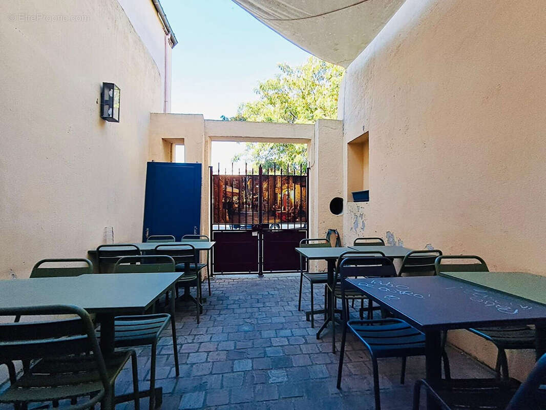 Commerce à CARCASSONNE