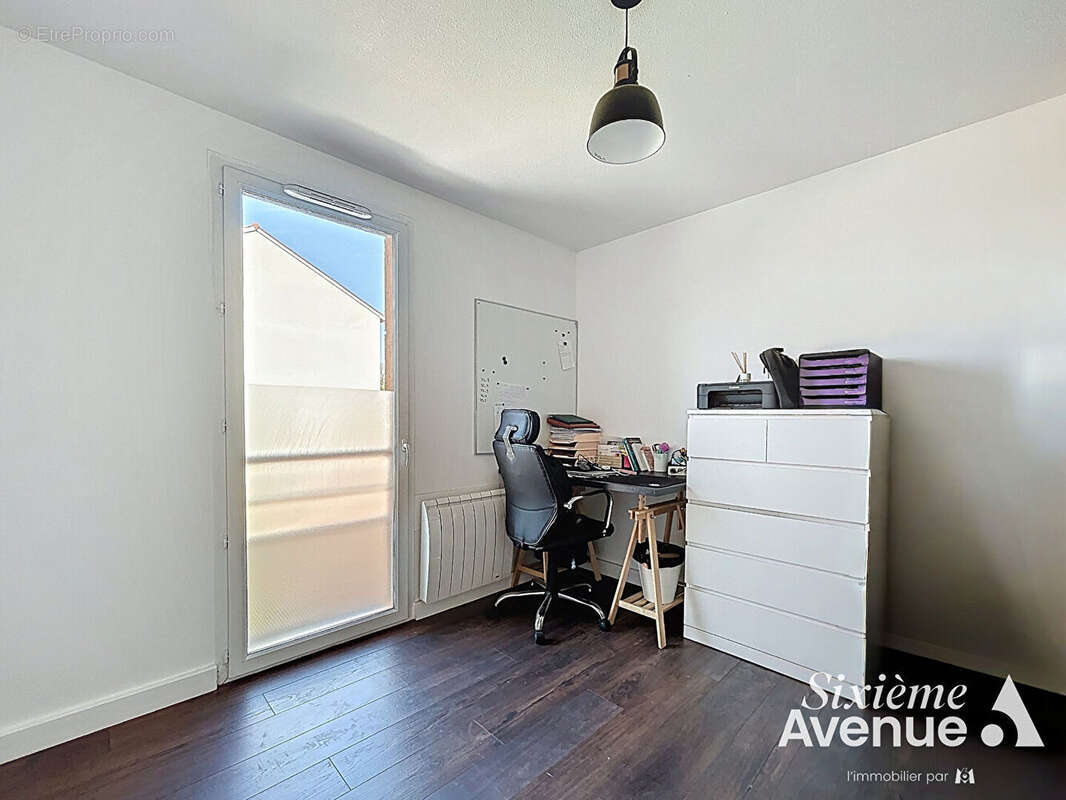 Appartement à DECINES-CHARPIEU