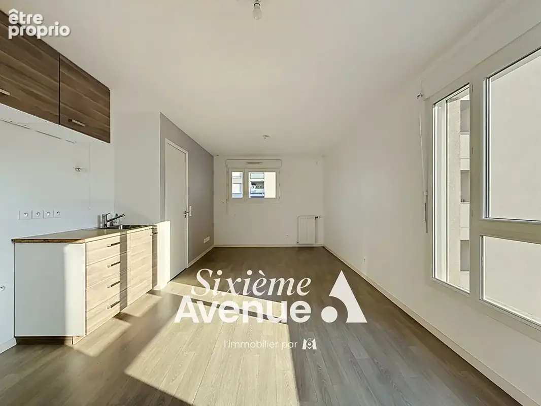 Photo Appartement à Vaulx-En-Velin au prix de 145 000€