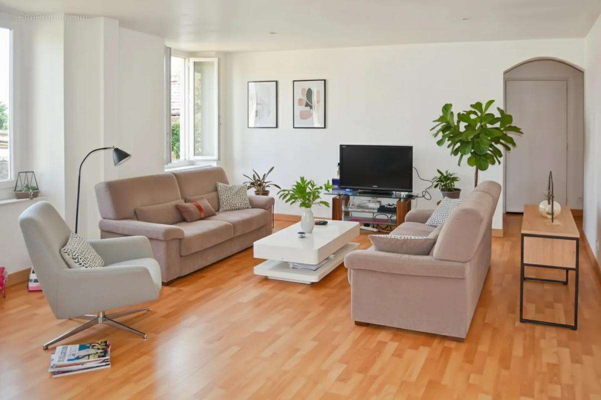 Maison à MIRAMONT-DE-COMMINGES