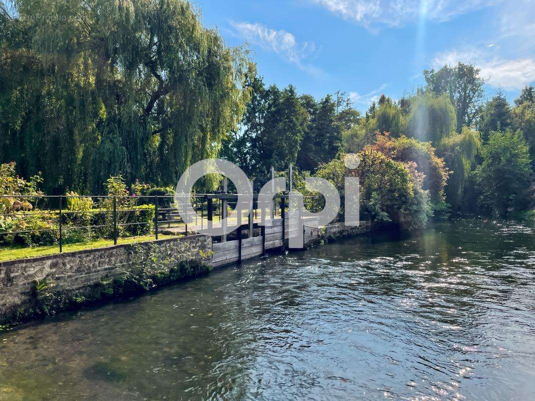 Maison à TOURNEVILLE