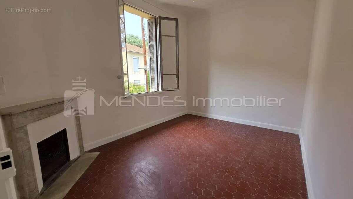 Appartement à BEAUSOLEIL