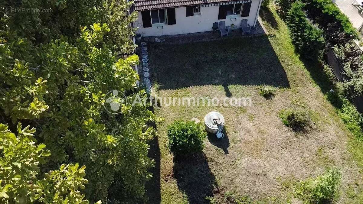 Maison à SAINT-ASTIER
