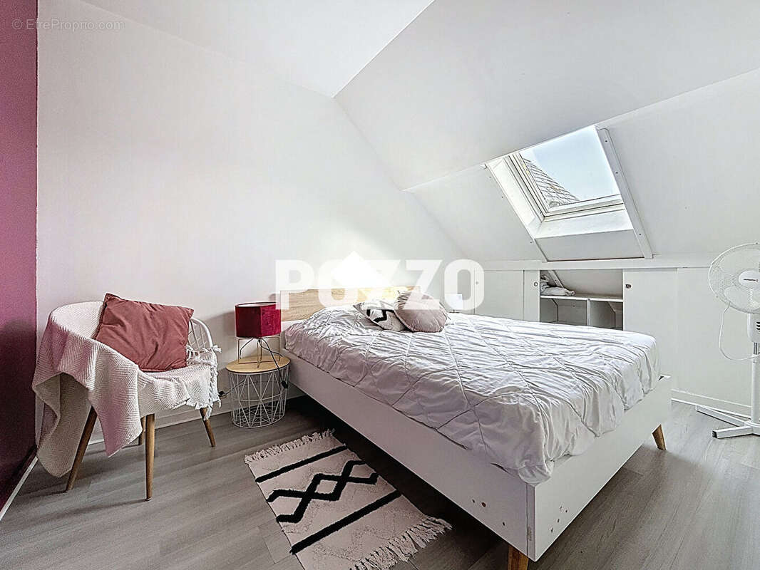 Appartement à DONVILLE-LES-BAINS