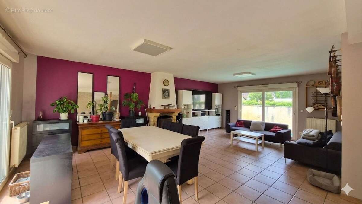 Maison à ARPAJON