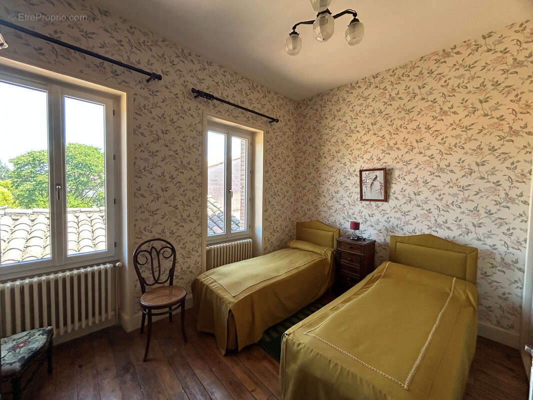 Maison à MAUVEZIN