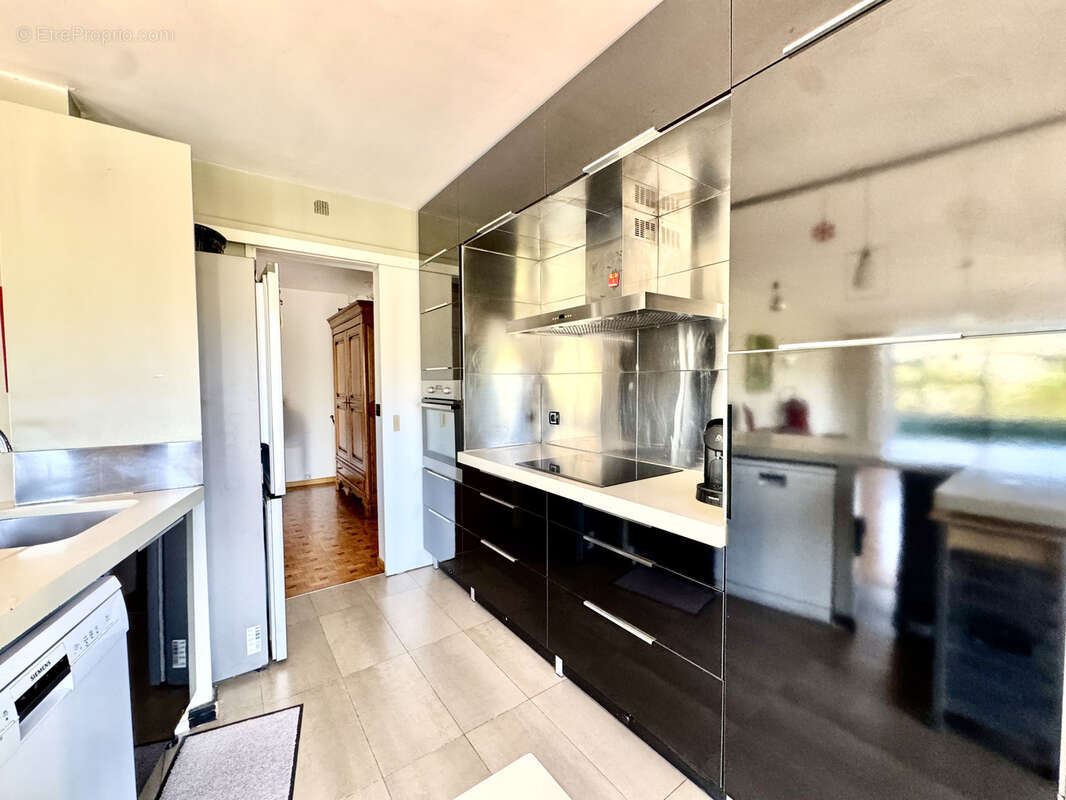 Appartement à MARSEILLE-9E