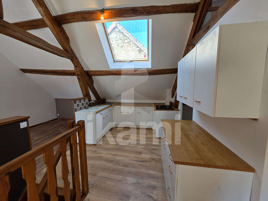Magnifique longère 184m2 sur terrain arboré de 2761m2 en bord de rivière - photo 11