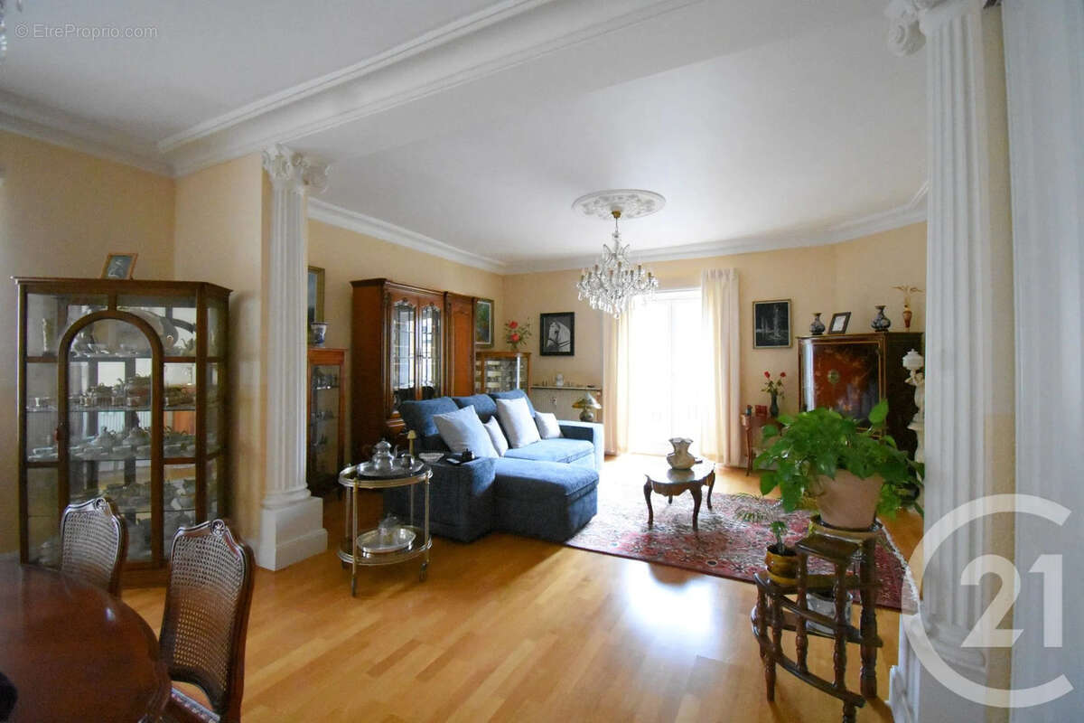 Appartement à VICHY
