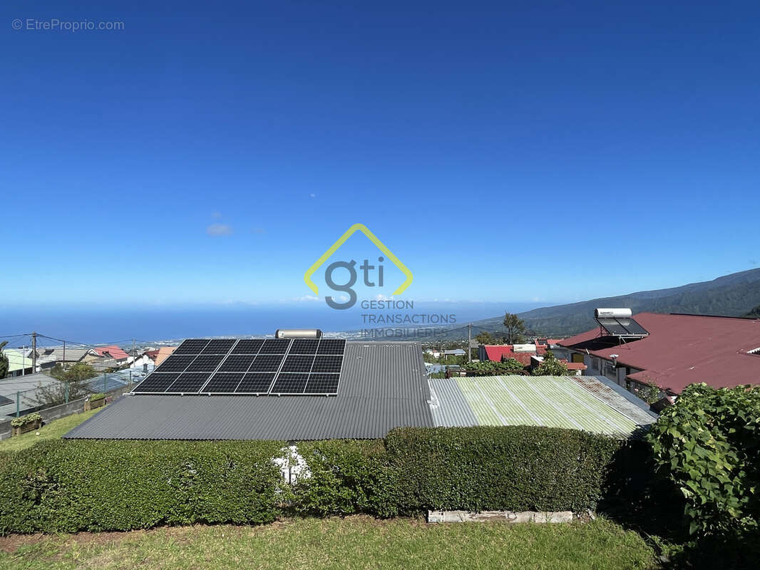 Vends charmante maison avec superbe vue à la Plaine des cafres - photo 5