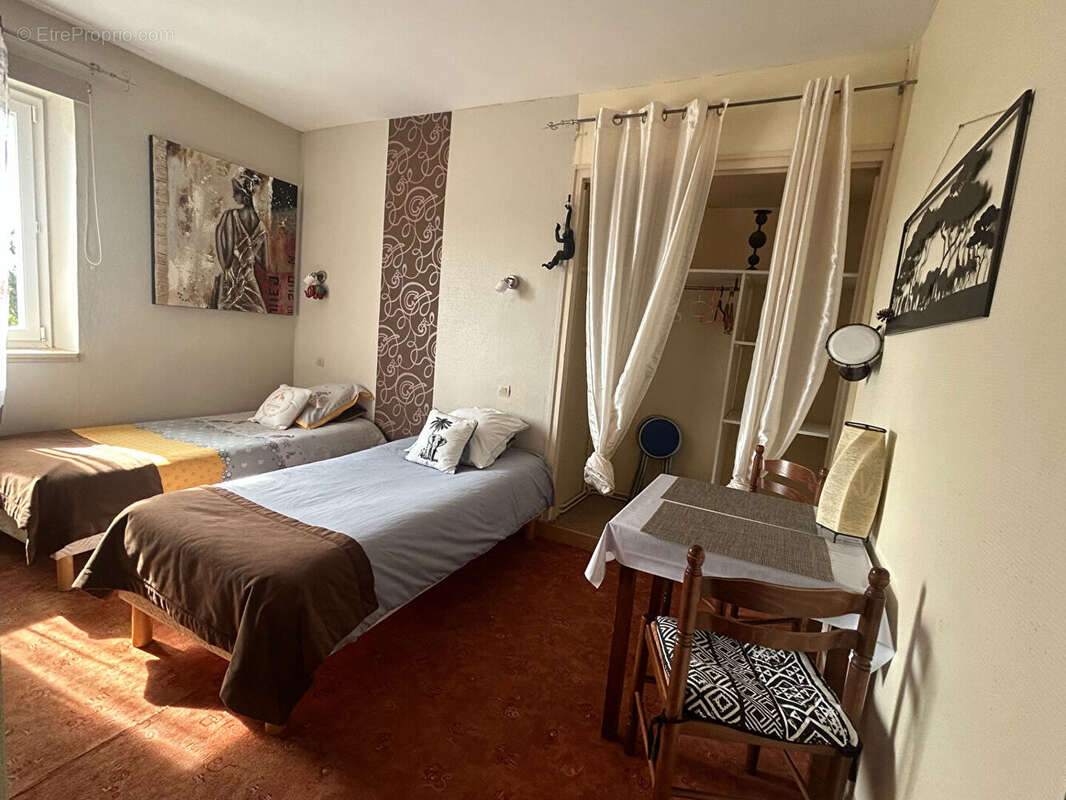 Maison à MARSEILLETTE