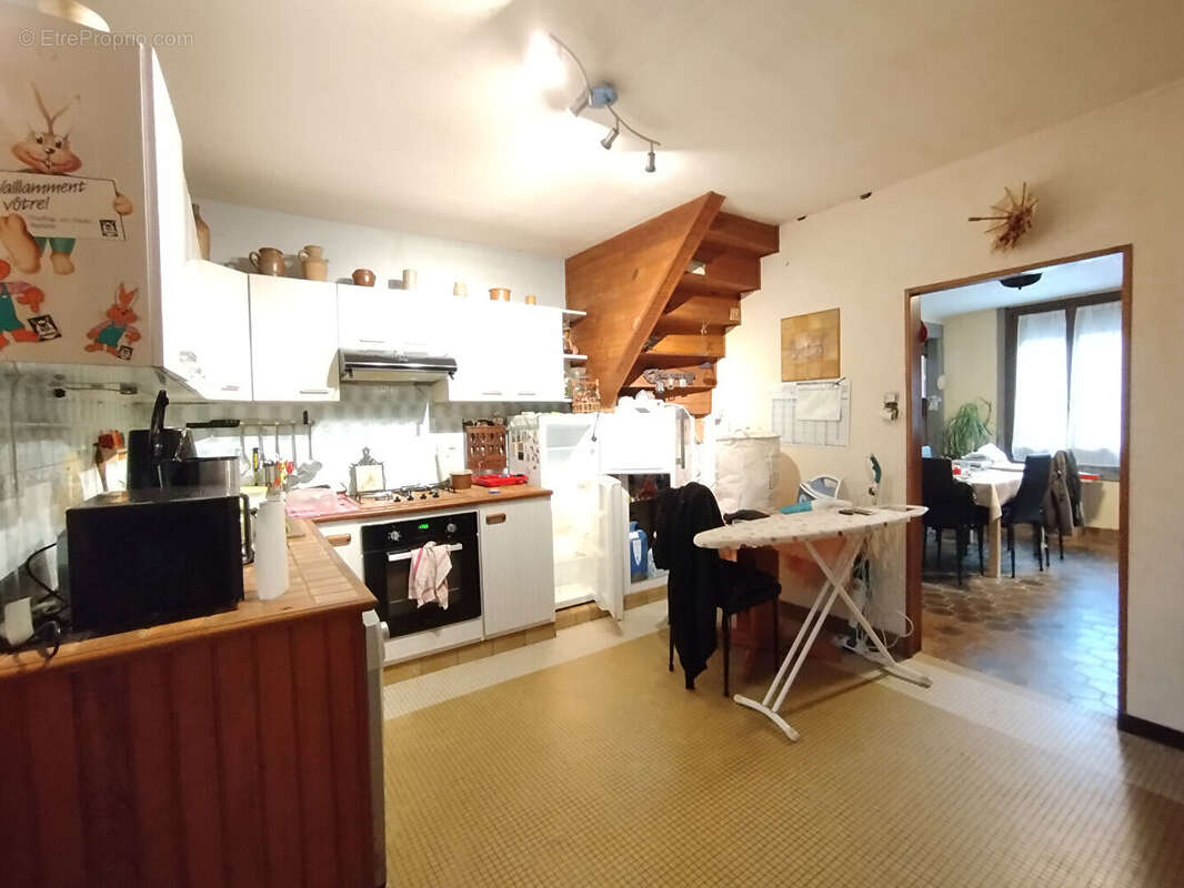 Maison à BEAUVAIS
