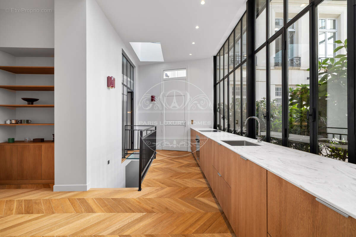 Superbe loft avec verrière à Paris 1er - photo 8