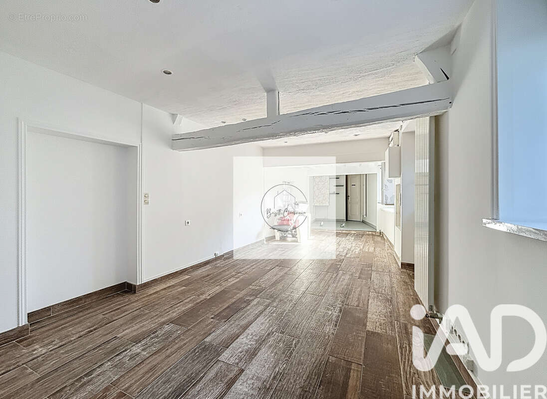 Photo 4 - Commerce à TREON