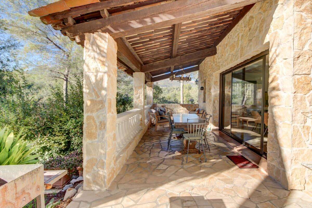 Maison à LA COLLE-SUR-LOUP