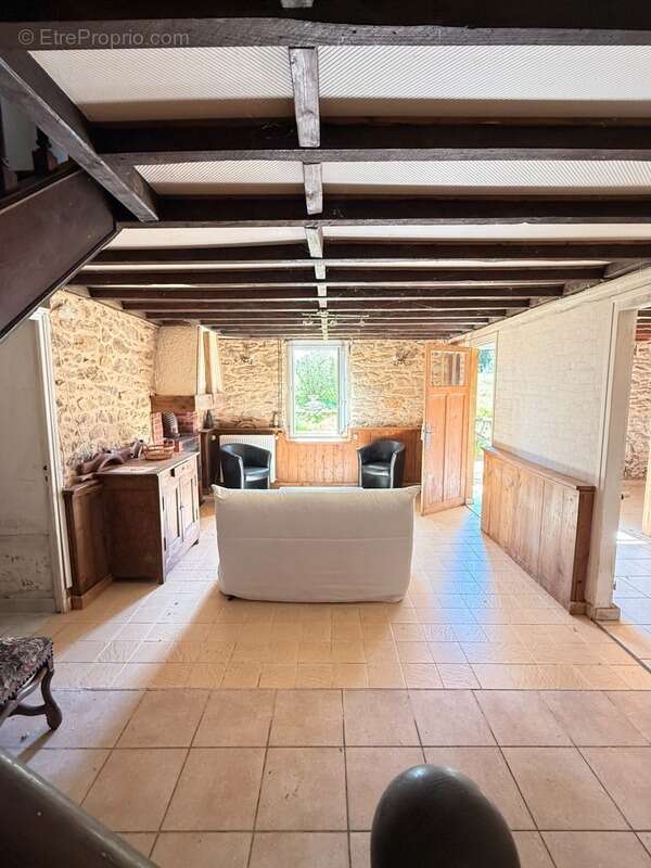 Maison à LA CELLE-DUNOISE