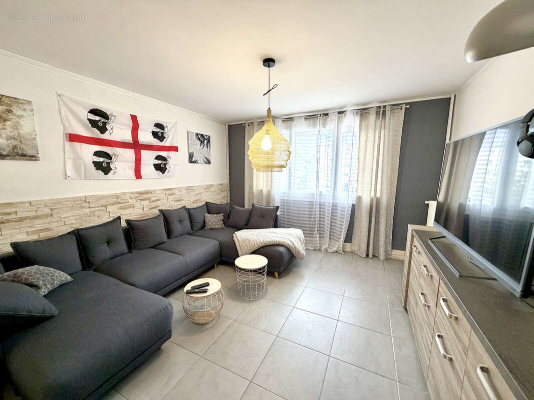 Appartement à SAINT-JEAN-DE-MAURIENNE