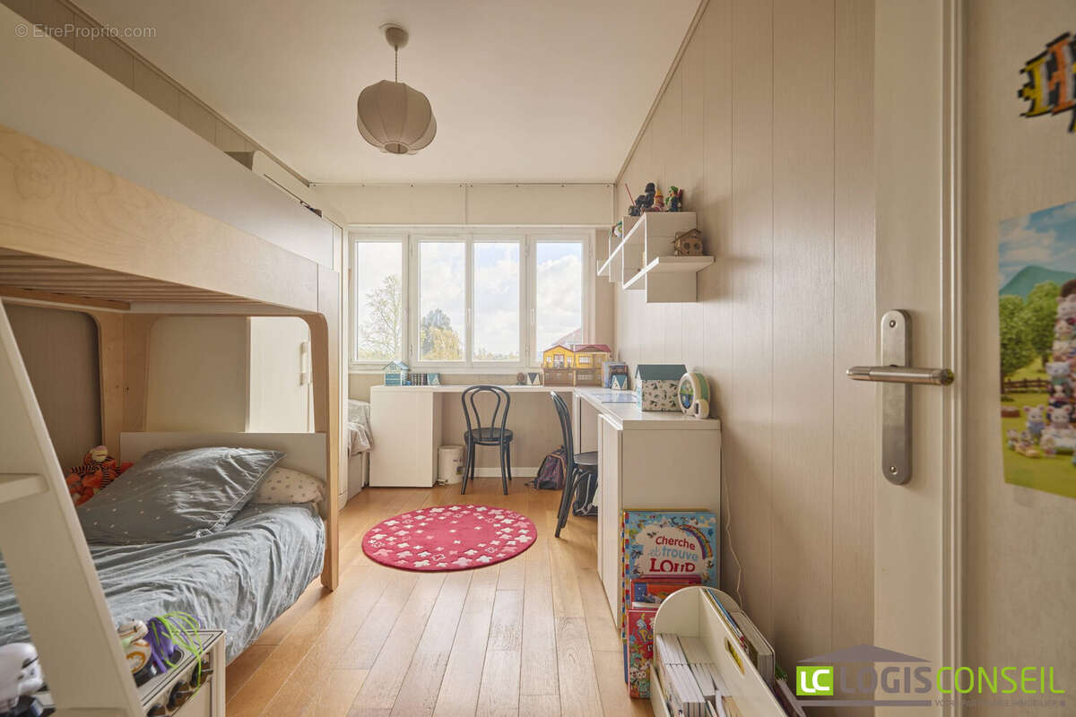 Appartement à CHATENAY-MALABRY