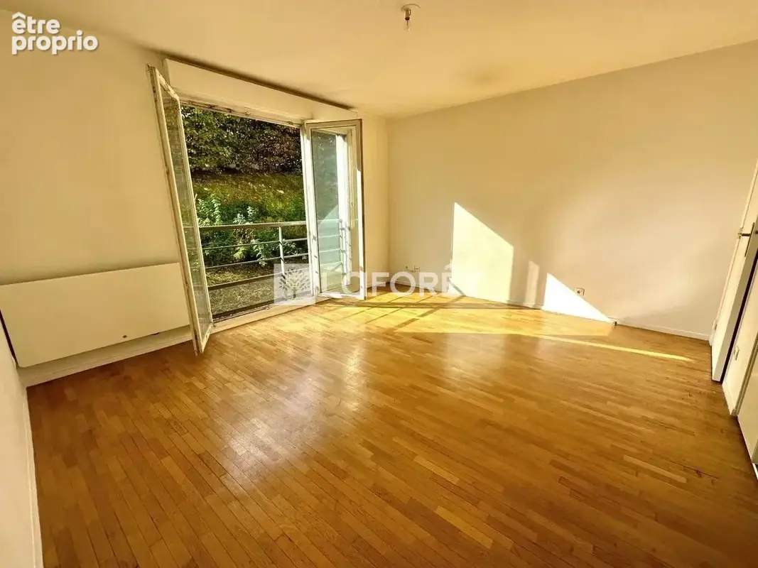 Appartement - 2 pièces - 38.32 m2 - Villejuif - photo 3