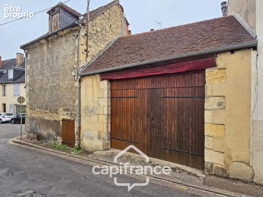 NEVERS (58) – Maison de ville à rénover – 90 m² - photo 3