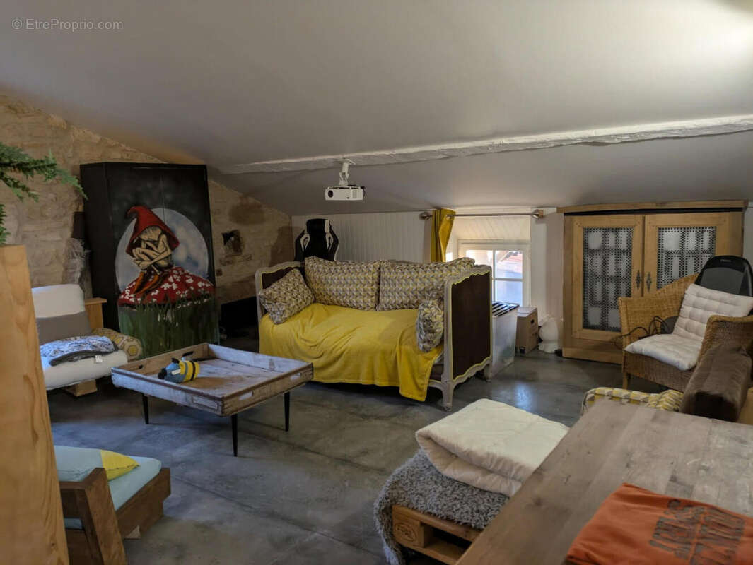 2 - Maison à RIVIERES