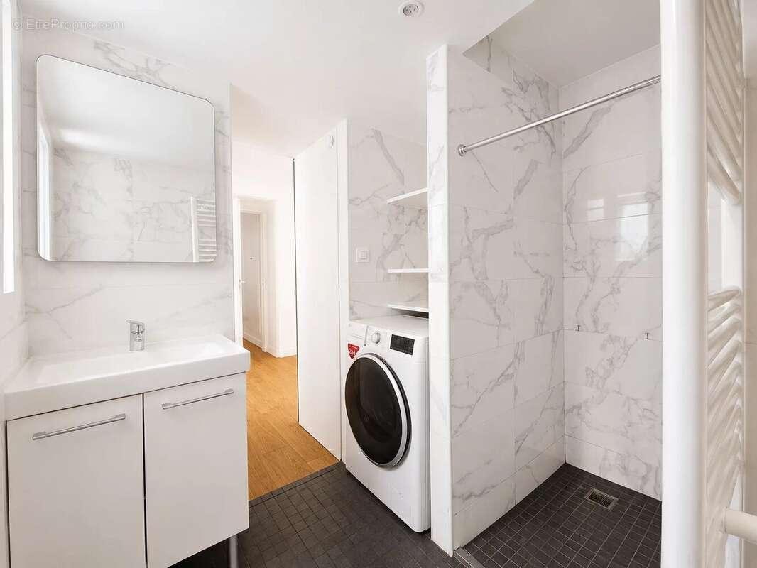 Exclusivité – Rue Poncelet – 2 pièces de 30 m² Carrez - photo 5