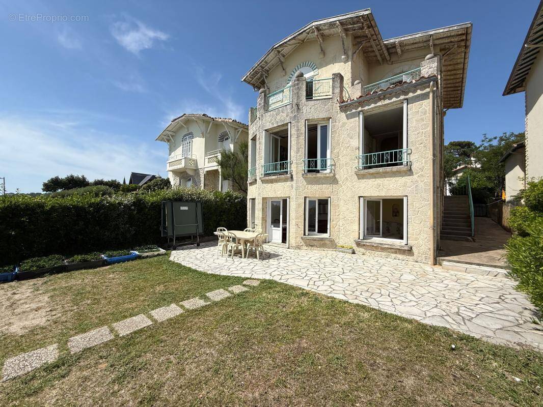 Maison à SAINT-PALAIS-SUR-MER