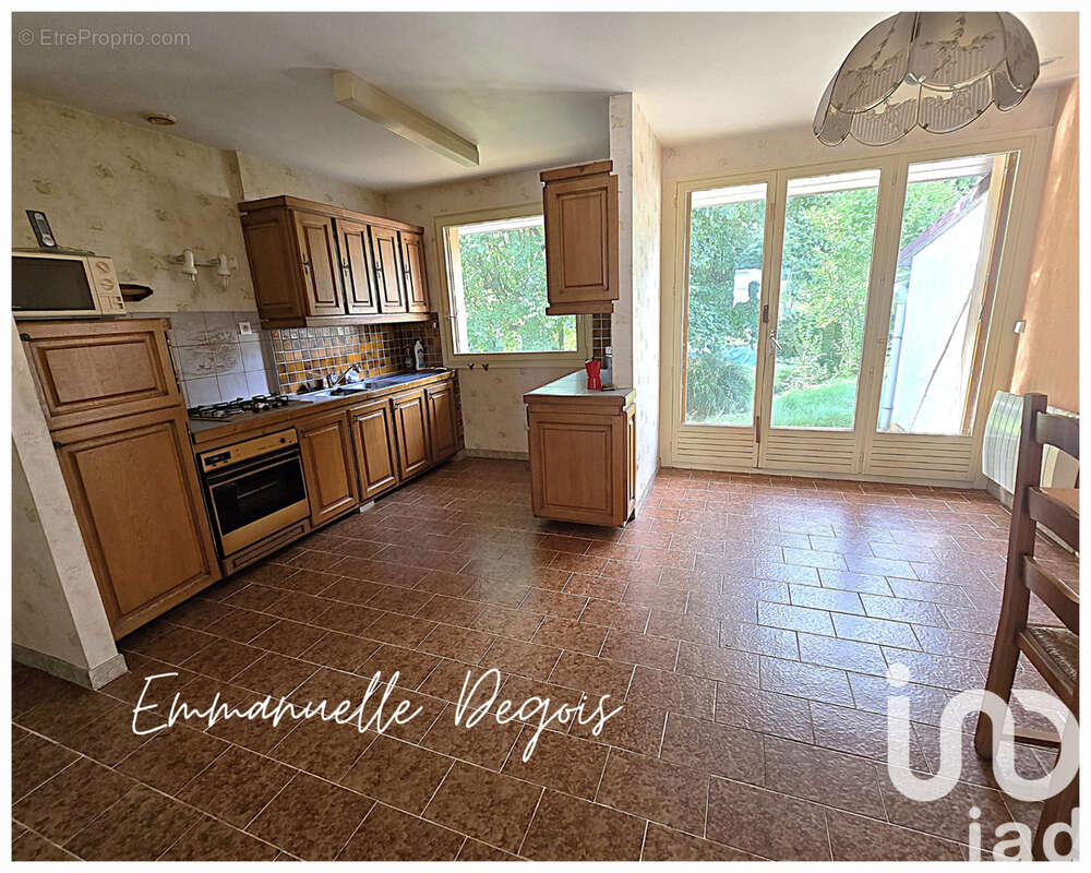 Photo 4 - Maison à SAINT-JULIEN-LES-VILLAS