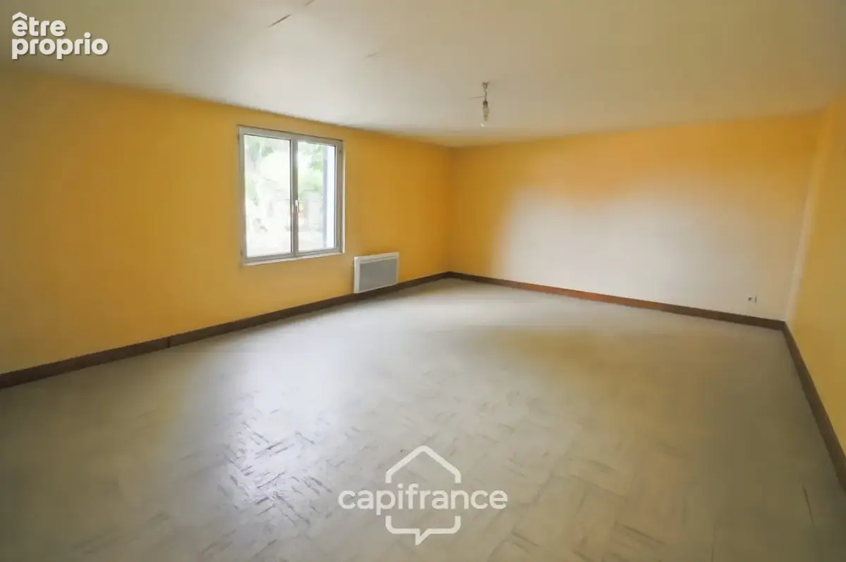 Maison avec sous-sol complet à rénover à Beaufort (39190), idéal premier achat ou investissement - photo 11