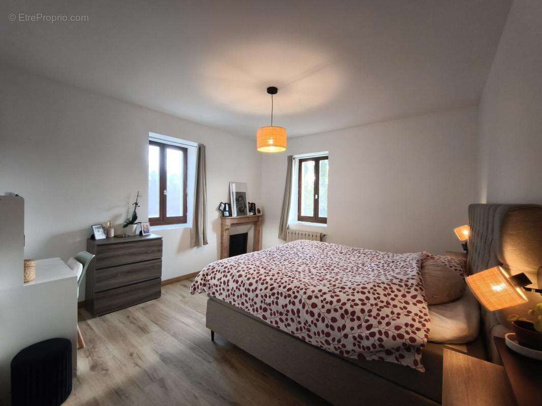 Maison à CUSY