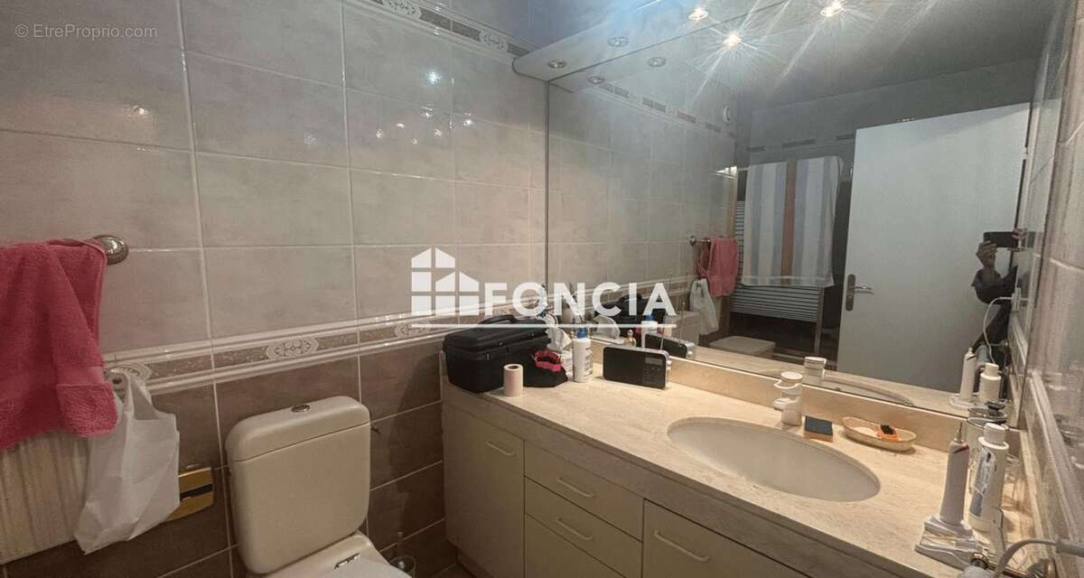 Appartement à MANDELIEU-LA-NAPOULE