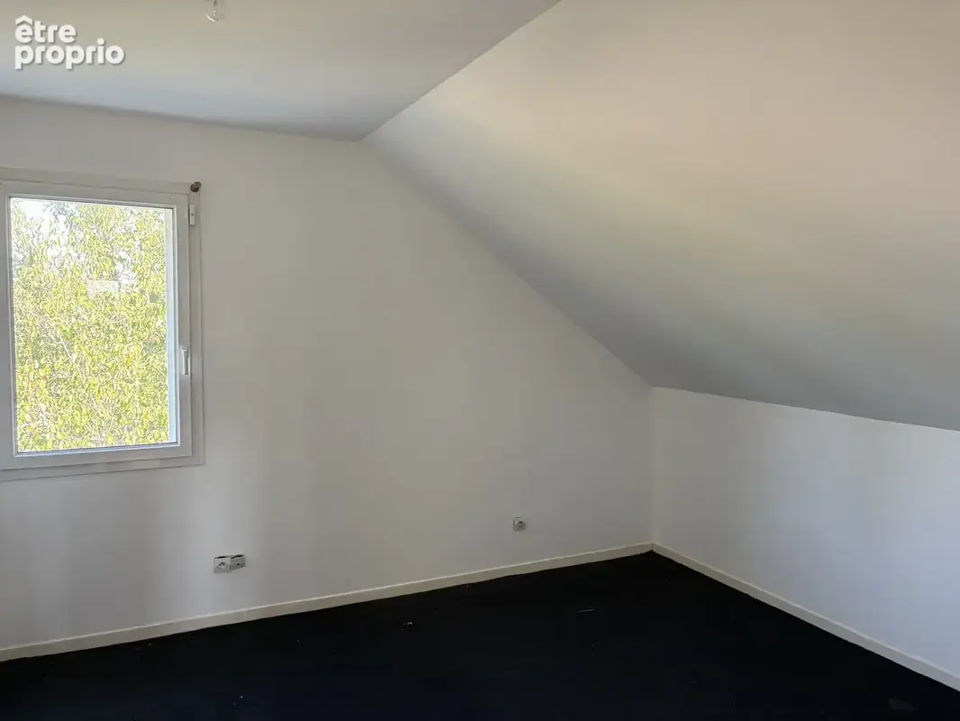 A saisir proche centre et leclerc maison sur sous-sol de 188 m2 6 chambres bon etat terrain 700 m2 - photo 9